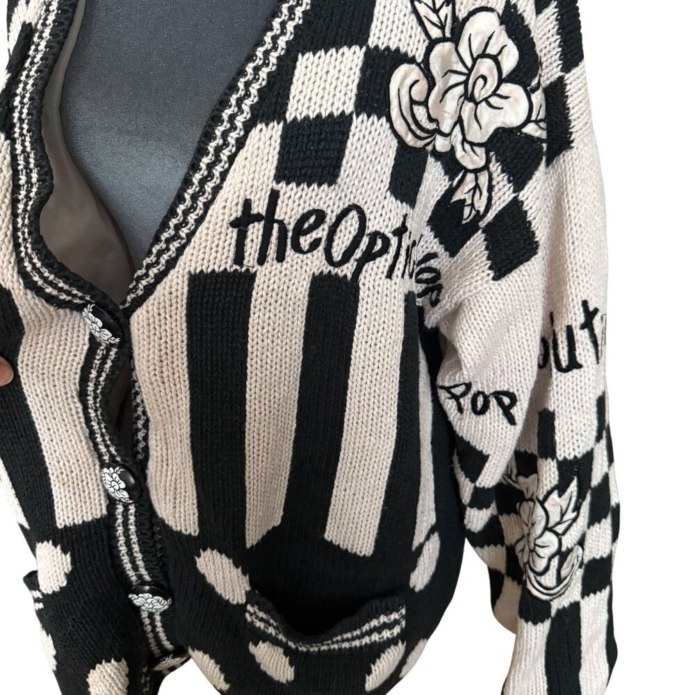 No! Jeans Pop Revolution Black & White Graphic Checkered Cardigan With Floral Kn - Picture 6 of 16